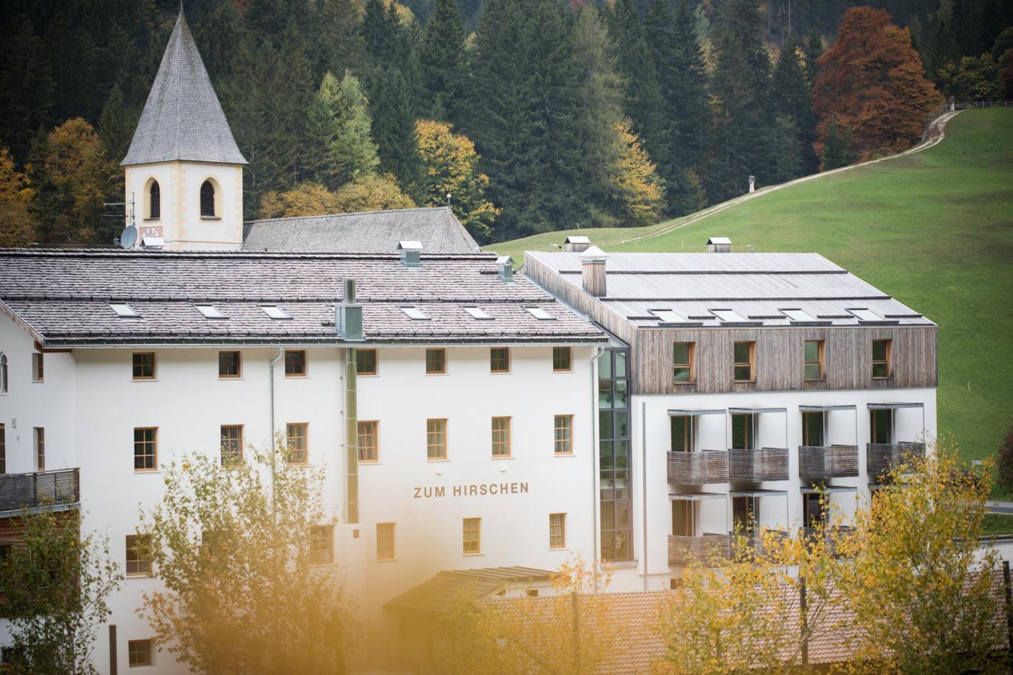 Zum Hirschen Boutique Hotel Val Di Non Unsere Liebe Frau im Walde Exterior foto